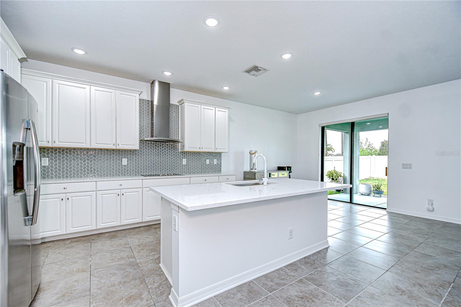 Image 32 of 51 For 18657 Obregan Drive