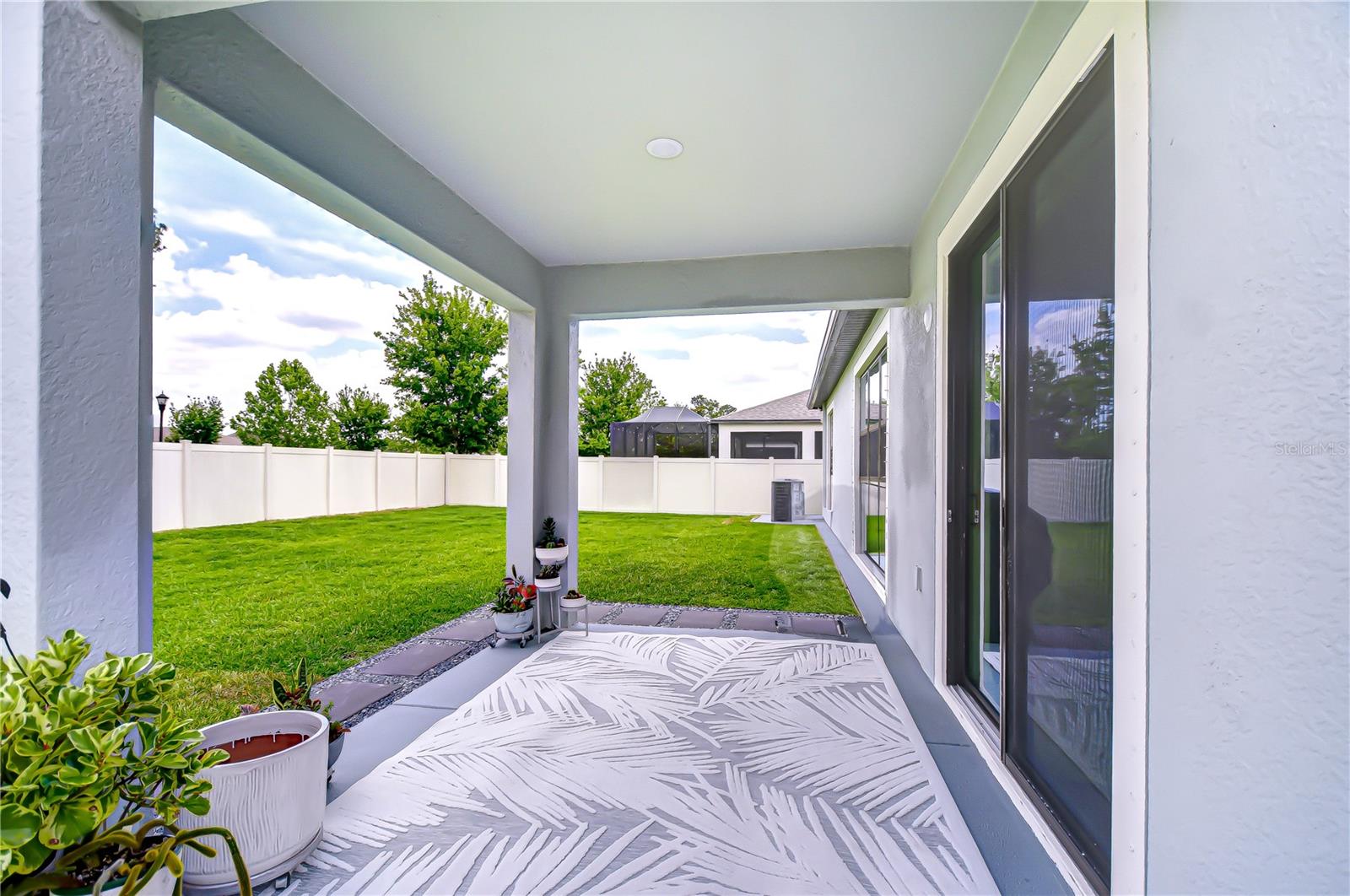 Image 34 of 51 For 18657 Obregan Drive
