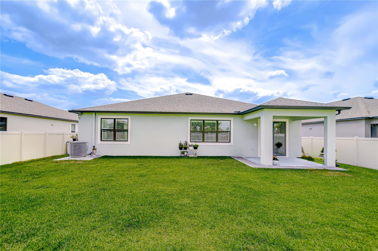 Image 35 of 51 For 18657 Obregan Drive