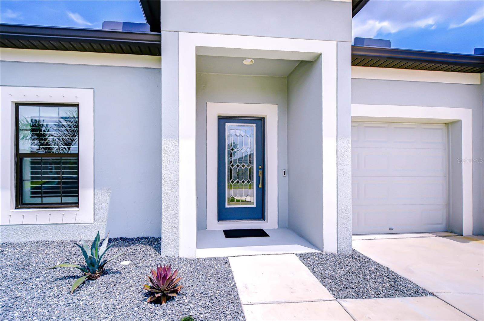 Image 4 of 51 For 18657 Obregan Drive