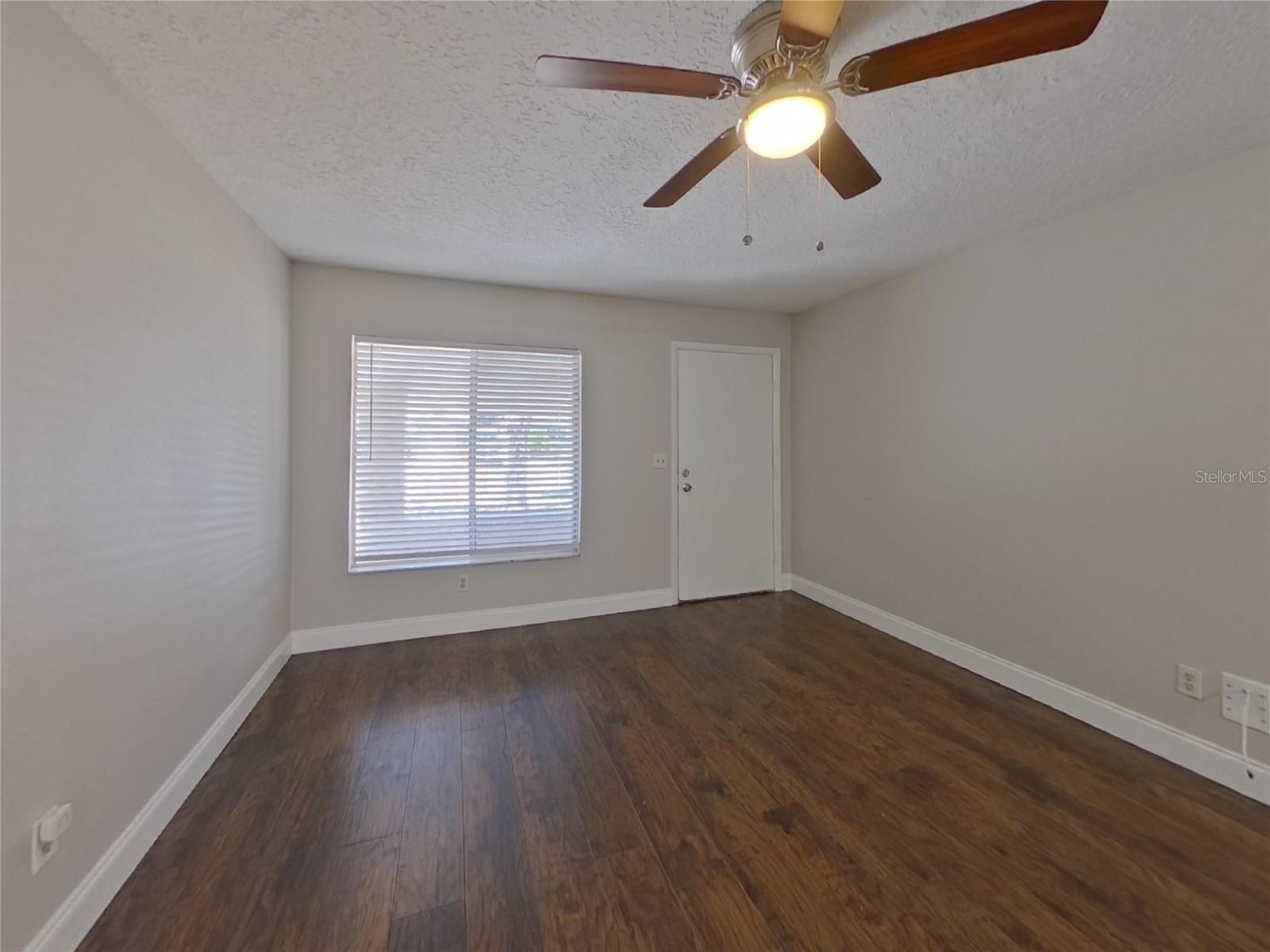 Image 3 of 17 For 8980 109th Terrace