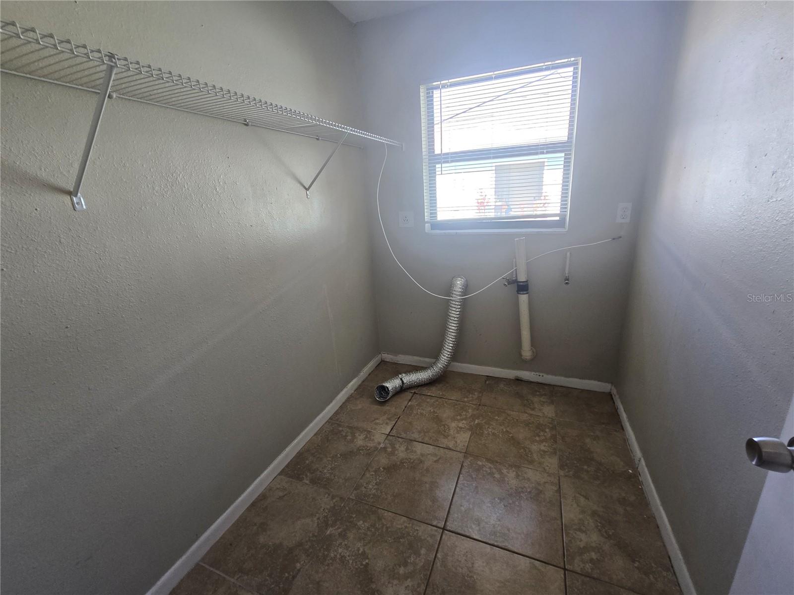 Image 10 of 26 For 1466 Byram Drive
