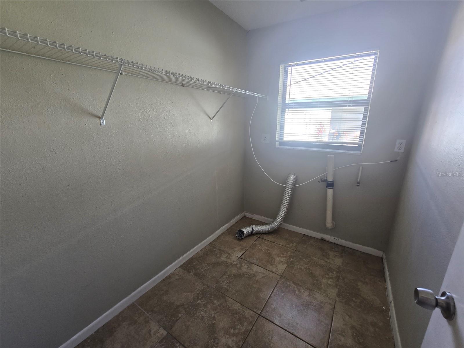 Image 7 of 26 For 1466 Byram Drive