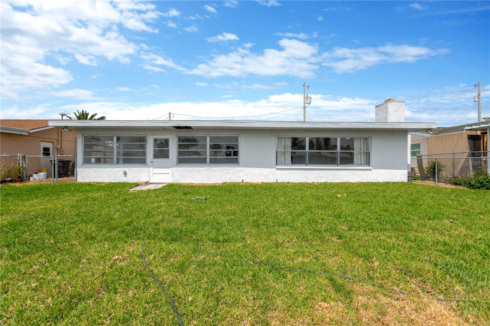Listing photo id 27 for 13612 Veronica Drive