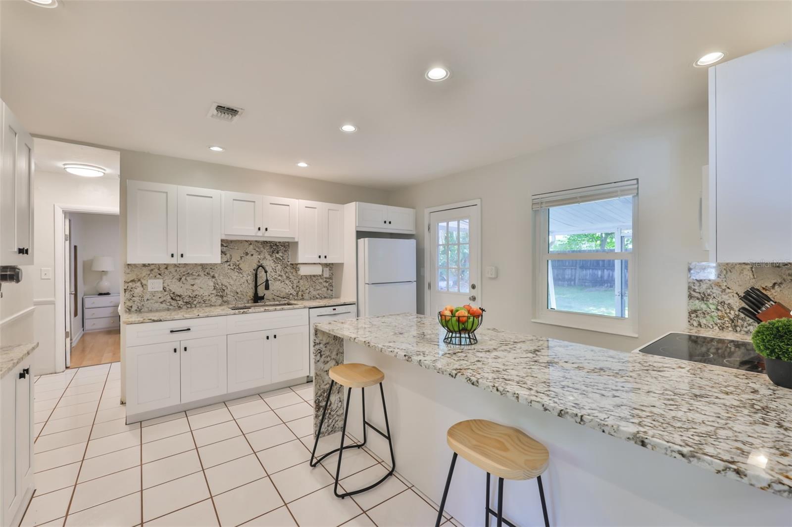 Image 13 of 36 For 913 Chester Drive