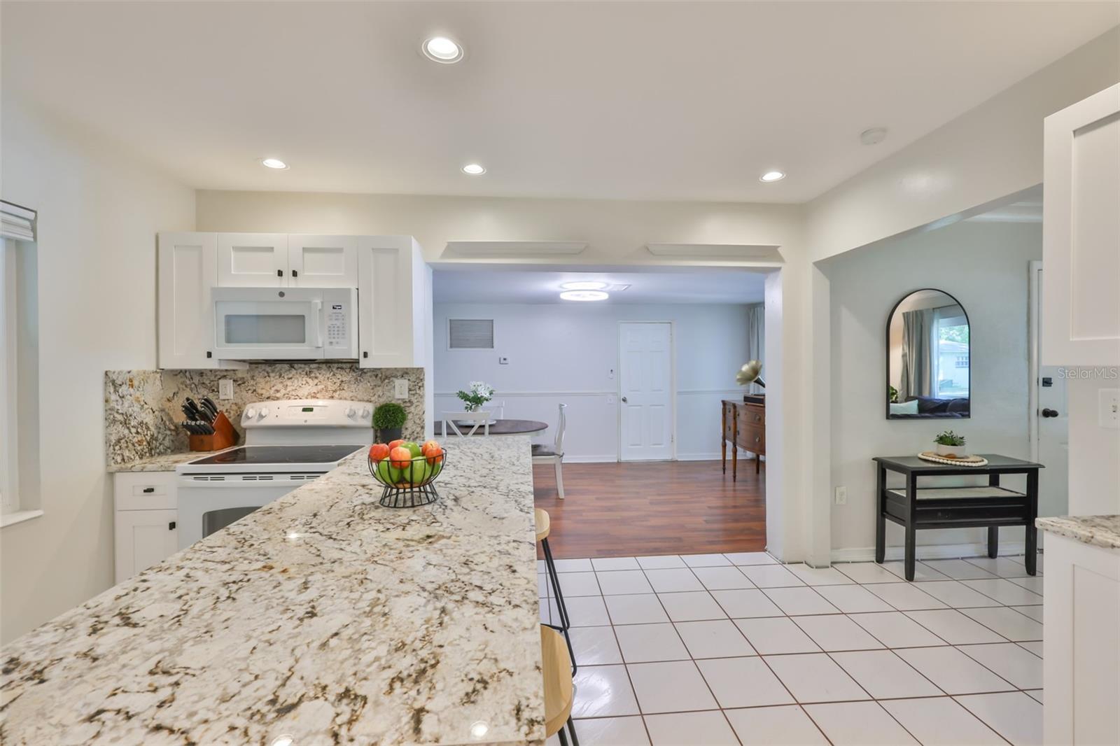 Image 16 of 36 For 913 Chester Drive