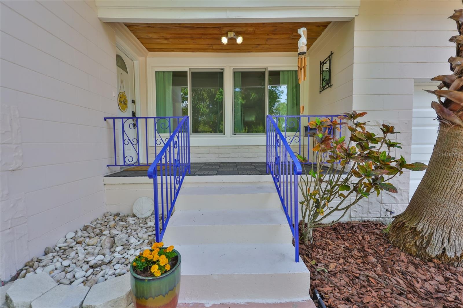Image 3 of 36 For 913 Chester Drive
