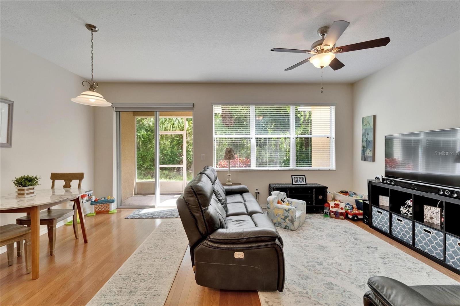 Image 4 of 51 For 8132 Stone Path Way