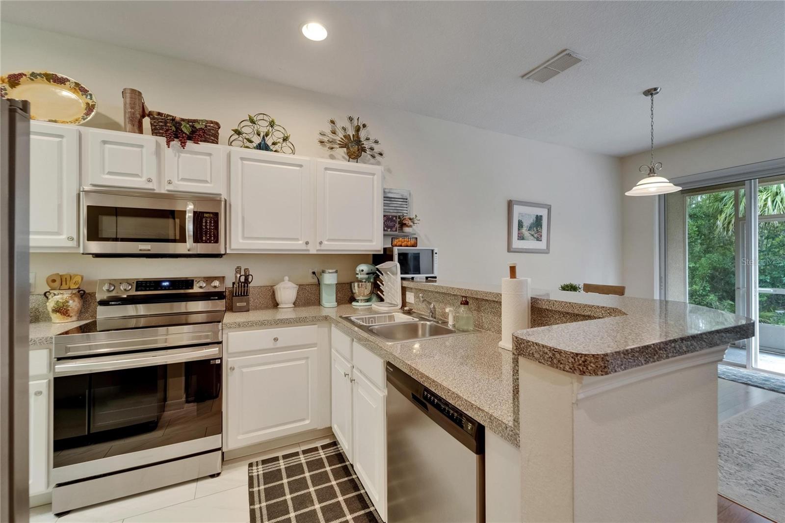 Image 9 of 51 For 8132 Stone Path Way
