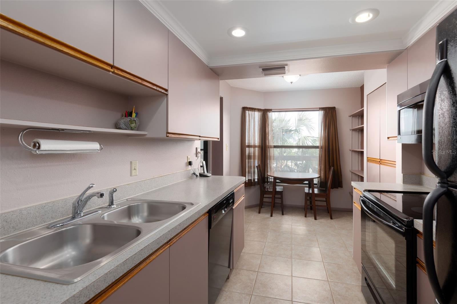 Image 18 of 50 For 1316 Pasadena Avenue S 303
