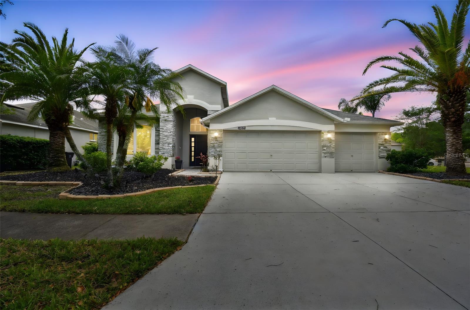 Details for 8208 Pinewood Run Court, TAMPA, FL 33647