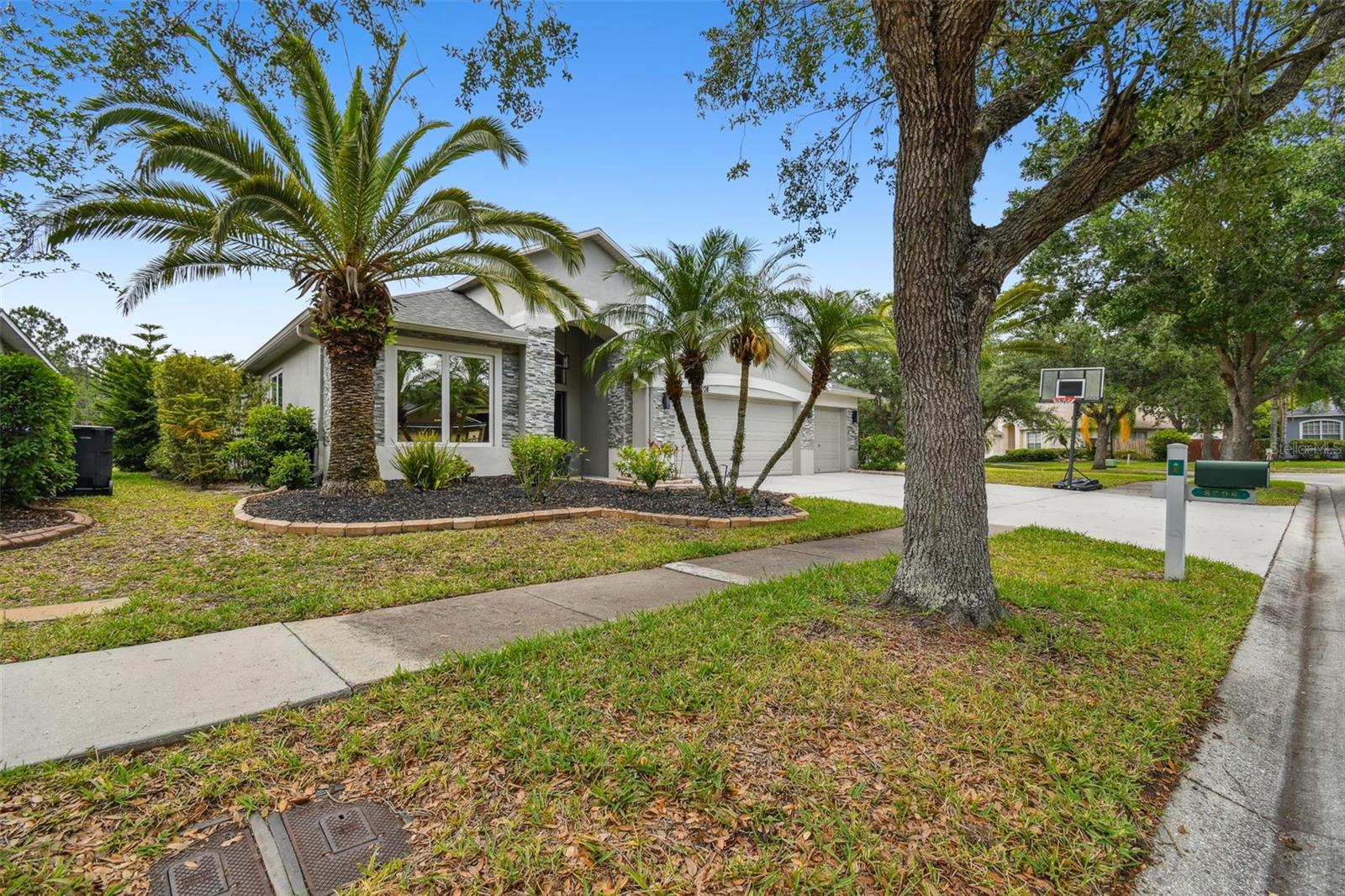 Image 5 of 79 For 8208 Pinewood Run Court