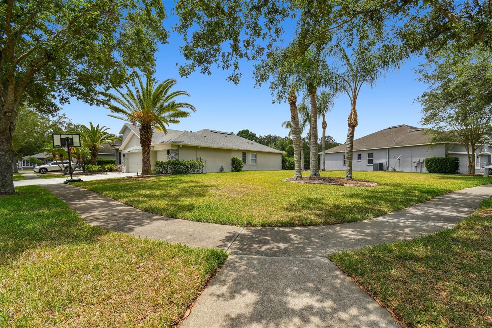 Image 50 of 79 For 8208 Pinewood Run Court