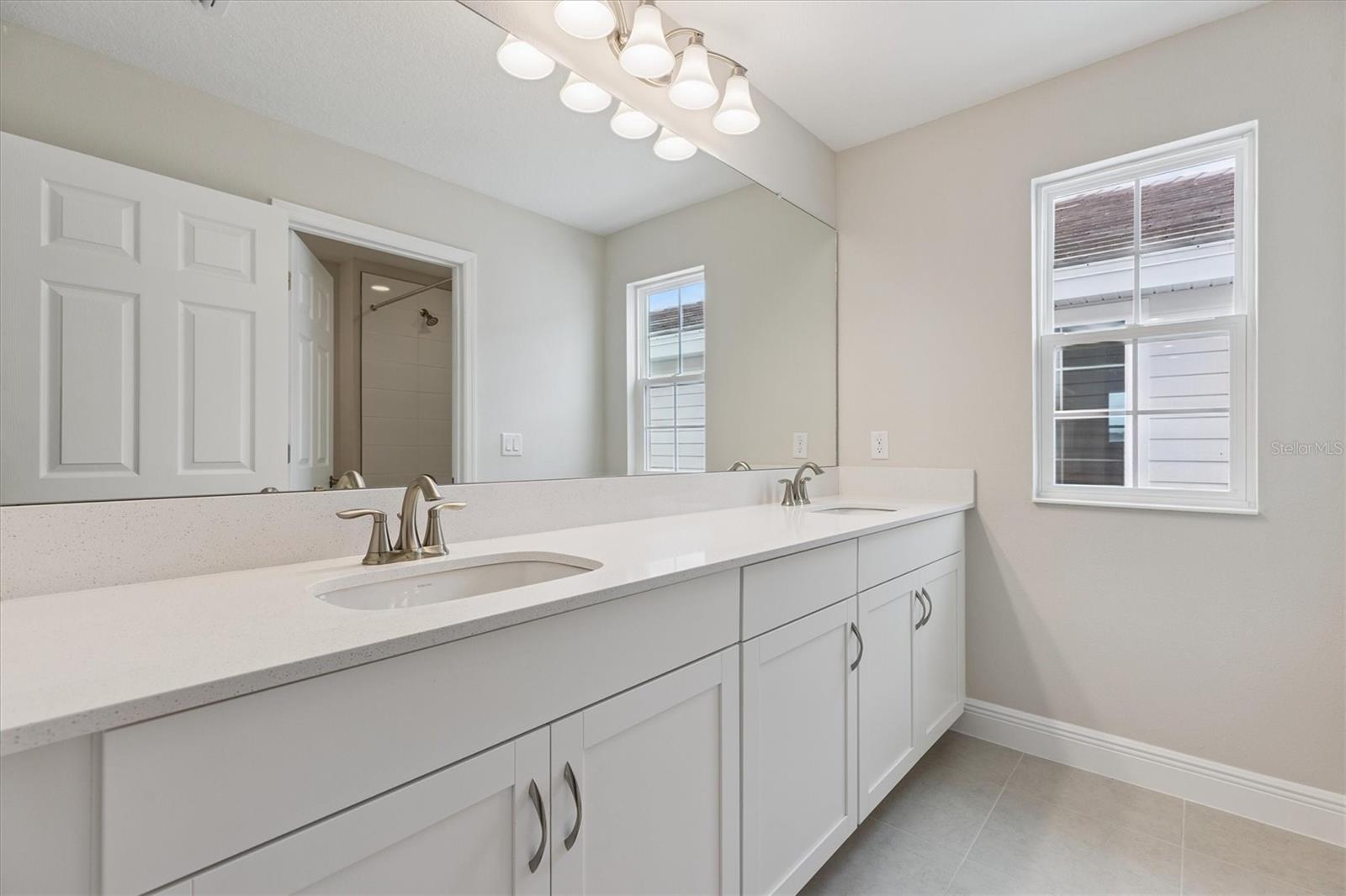 Listing photo id 20 for 9699 Surrey Rose Drive