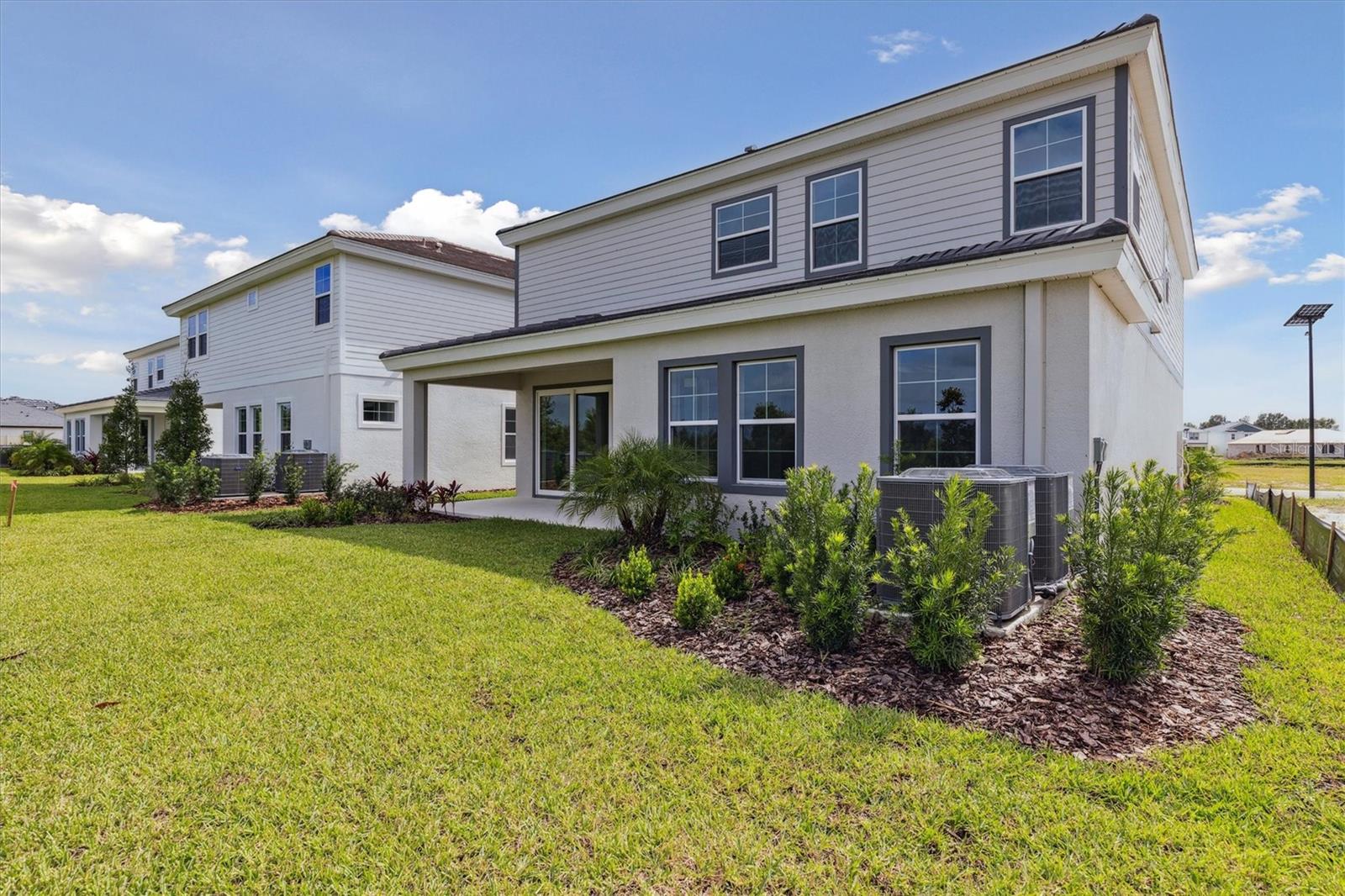 Listing photo id 30 for 9699 Surrey Rose Drive
