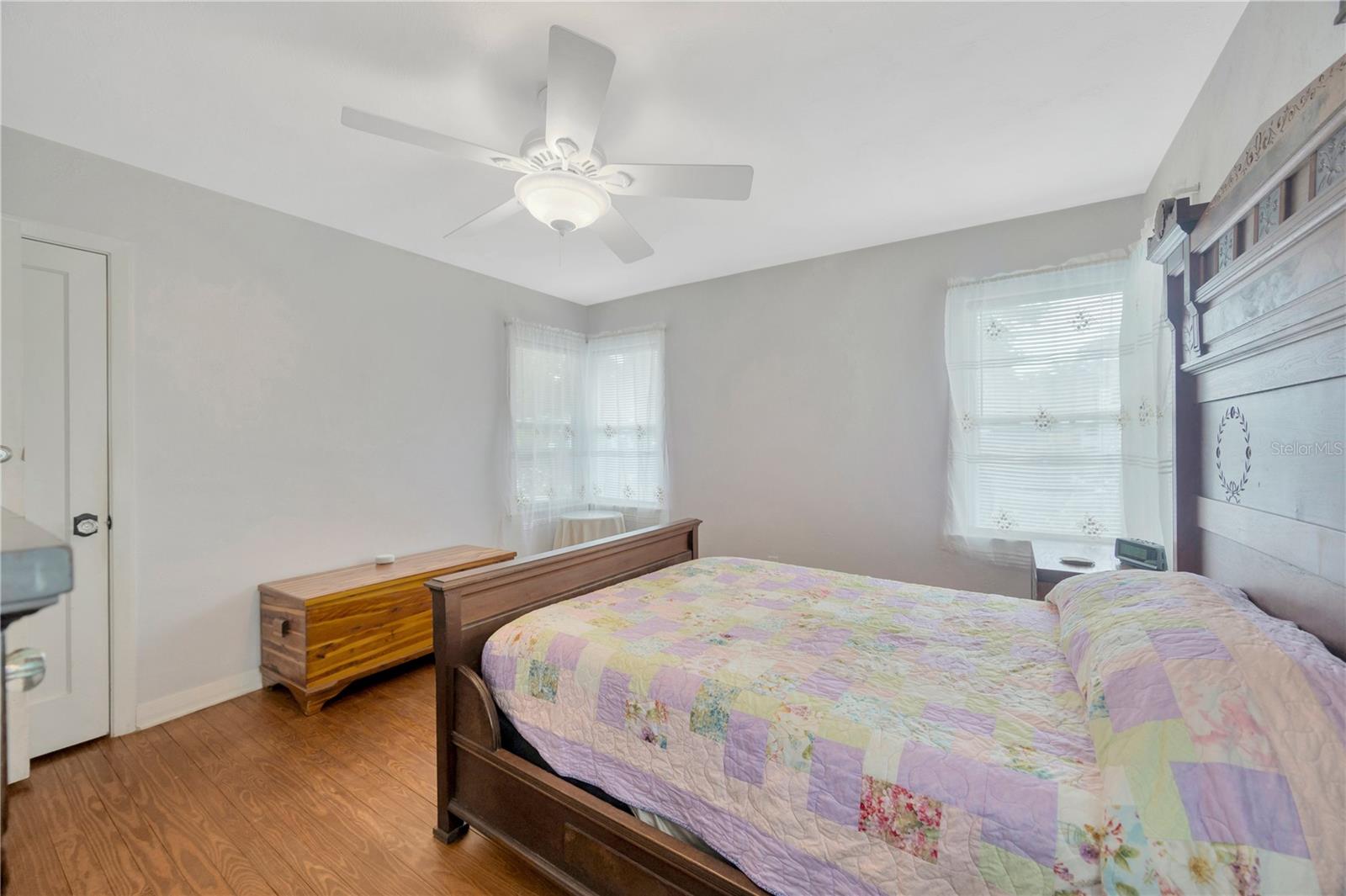 Image 22 of 52 For 509 Walker Street