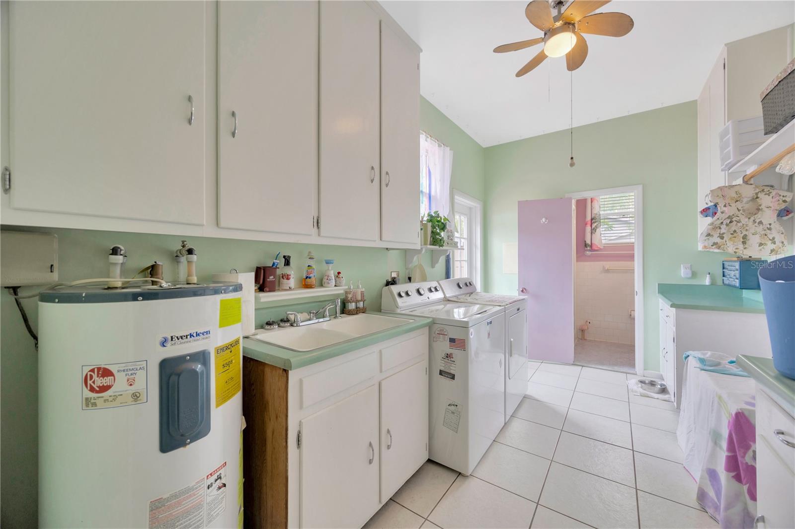 Image 36 of 52 For 509 Walker Street