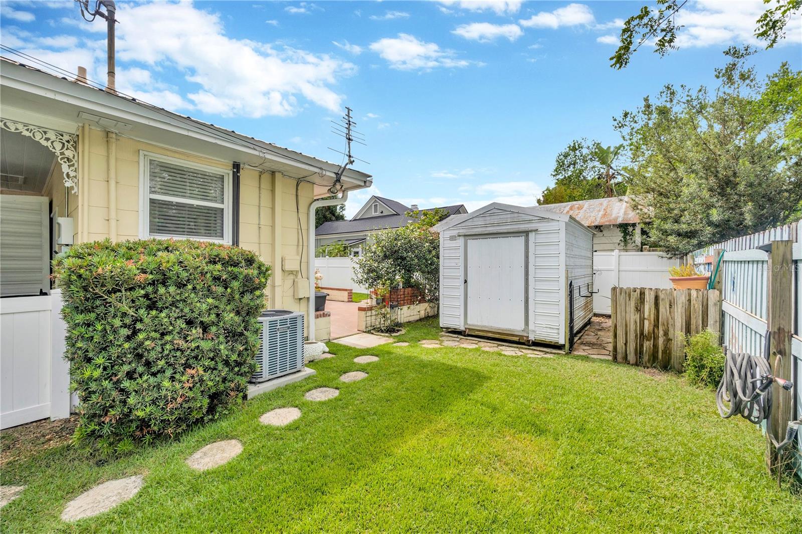 Image 41 of 52 For 509 Walker Street