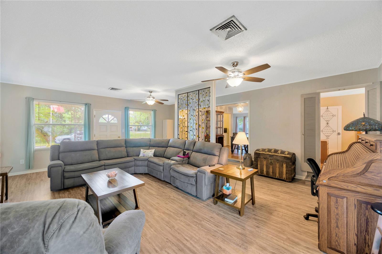 Image 7 of 52 For 509 Walker Street