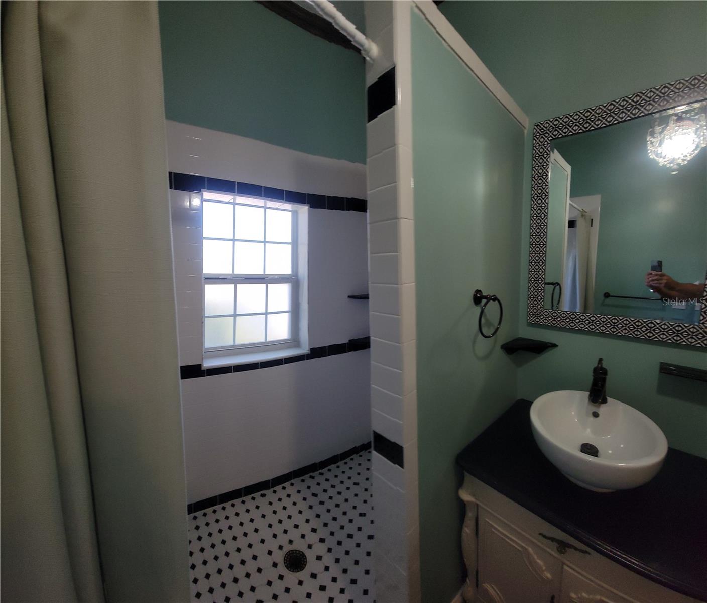 Image 14 of 18 For 501 4th Street Sw