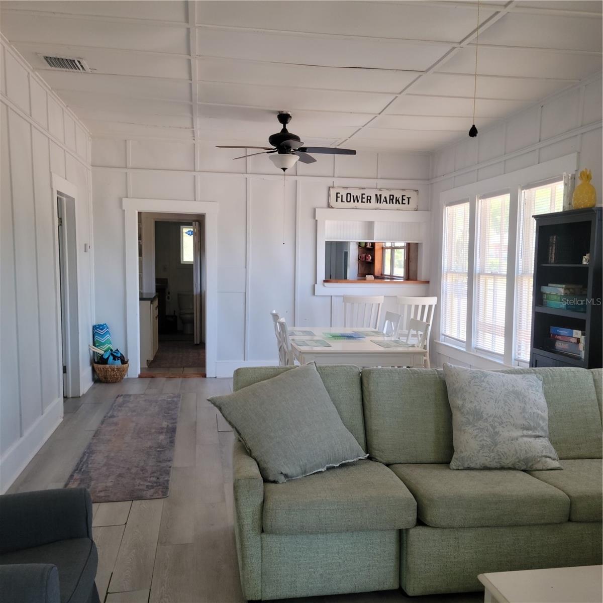 Image 3 of 18 For 501 4th Street Sw