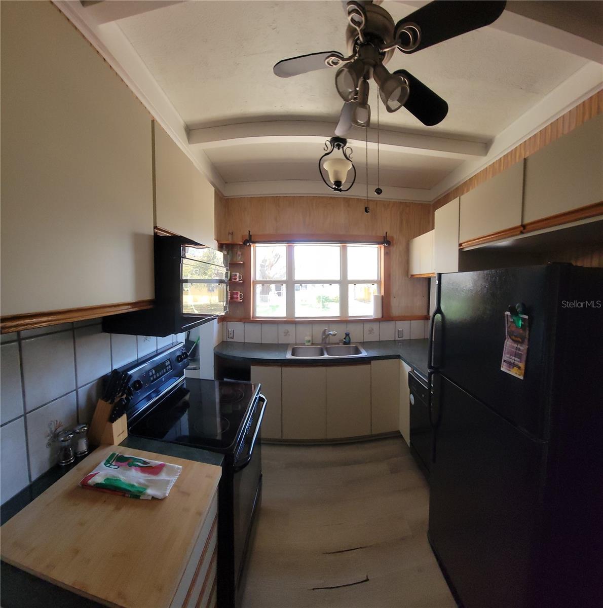 Image 6 of 18 For 501 4th Street Sw