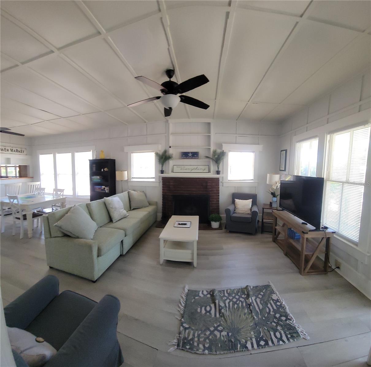 Image 8 of 18 For 501 4th Street Sw