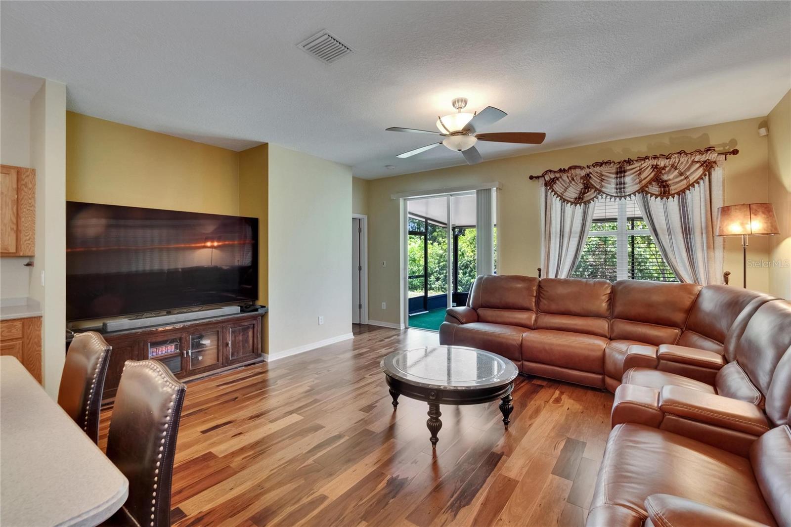 Image 15 of 56 For 9023 Sienna Moss Lane