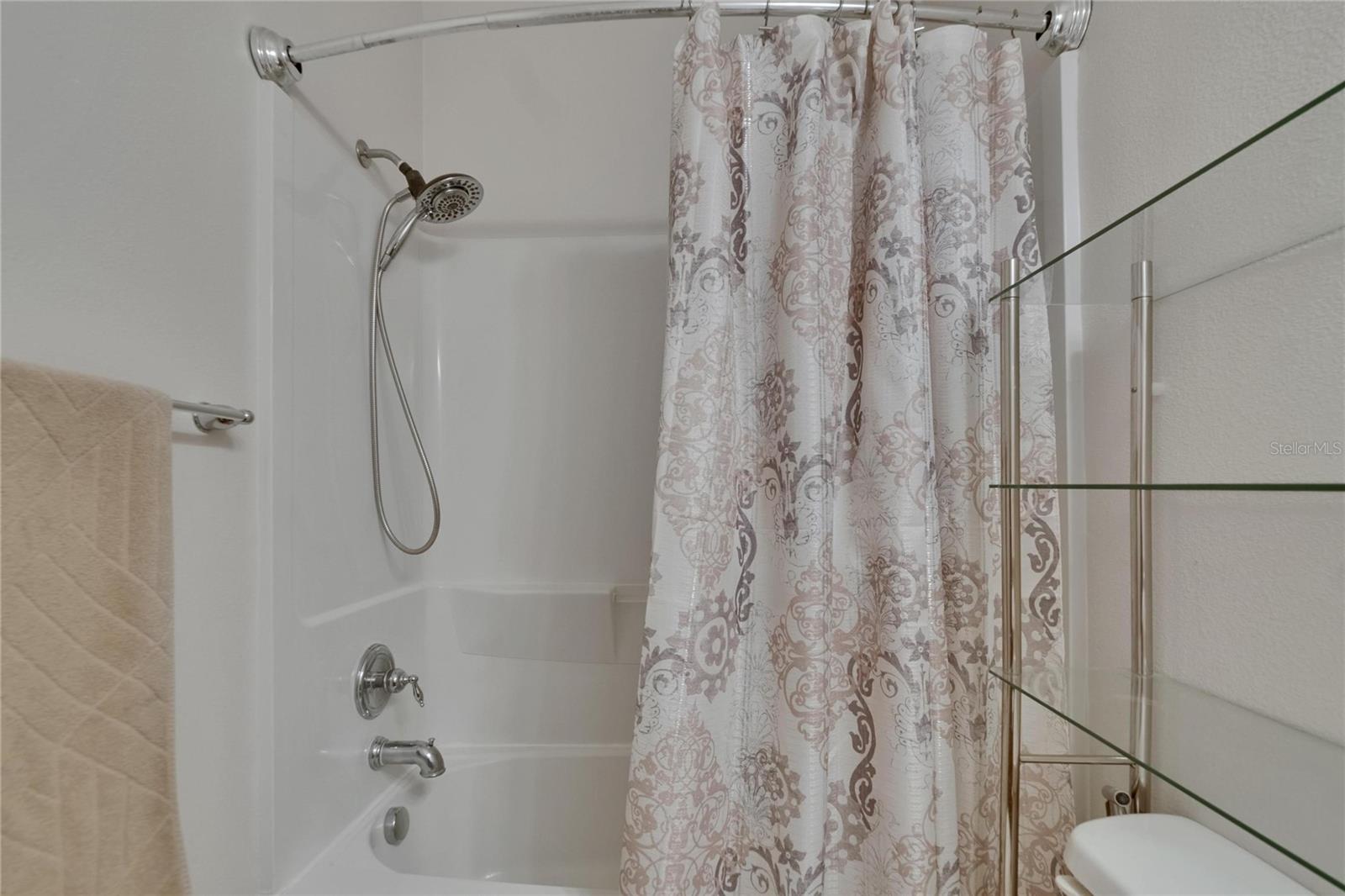 Image 22 of 56 For 9023 Sienna Moss Lane
