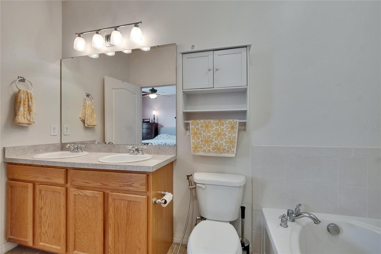 Image 32 of 56 For 9023 Sienna Moss Lane