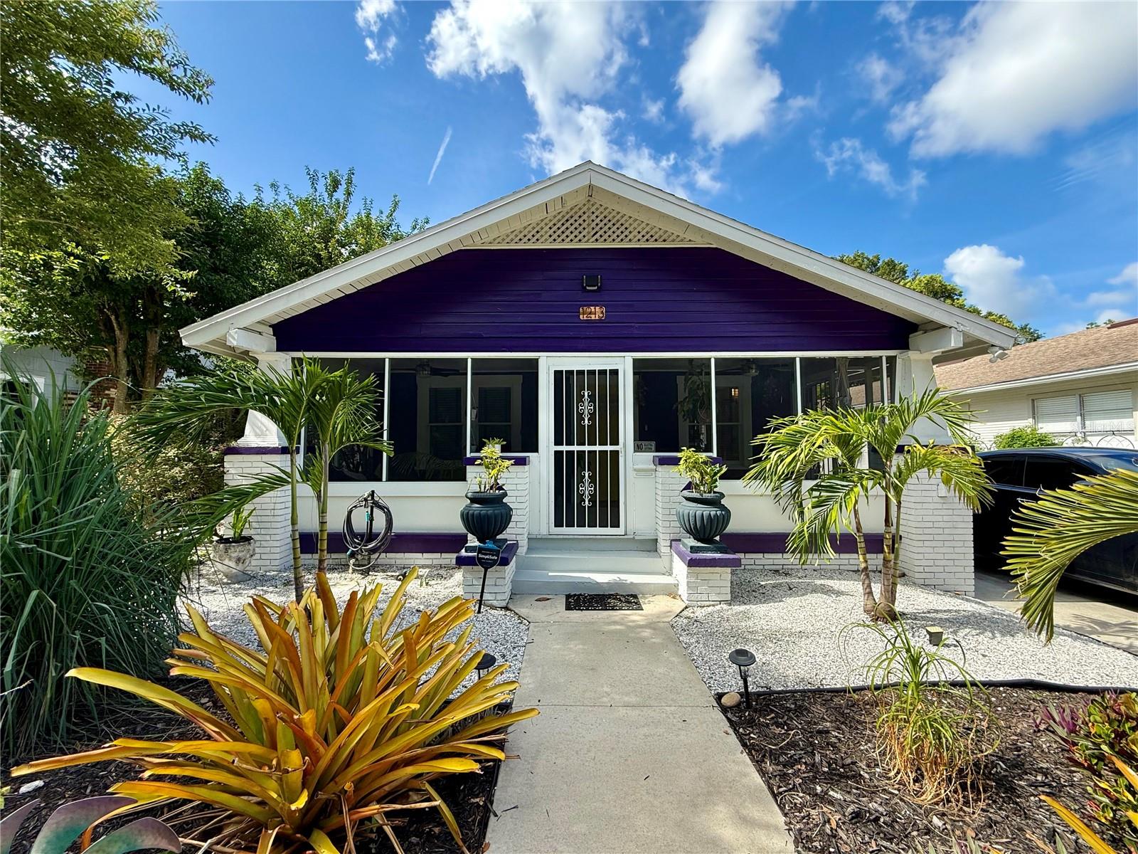 Image 2 of 38 For 1213 Henry Avenue