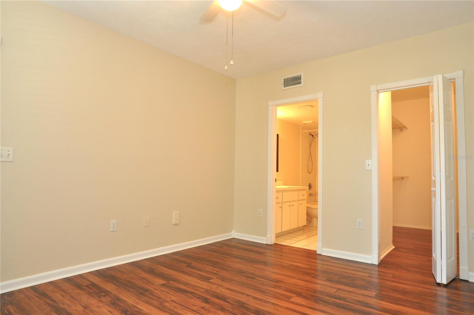 Image 12 of 26 For 3358 Mermoor Drive 2106