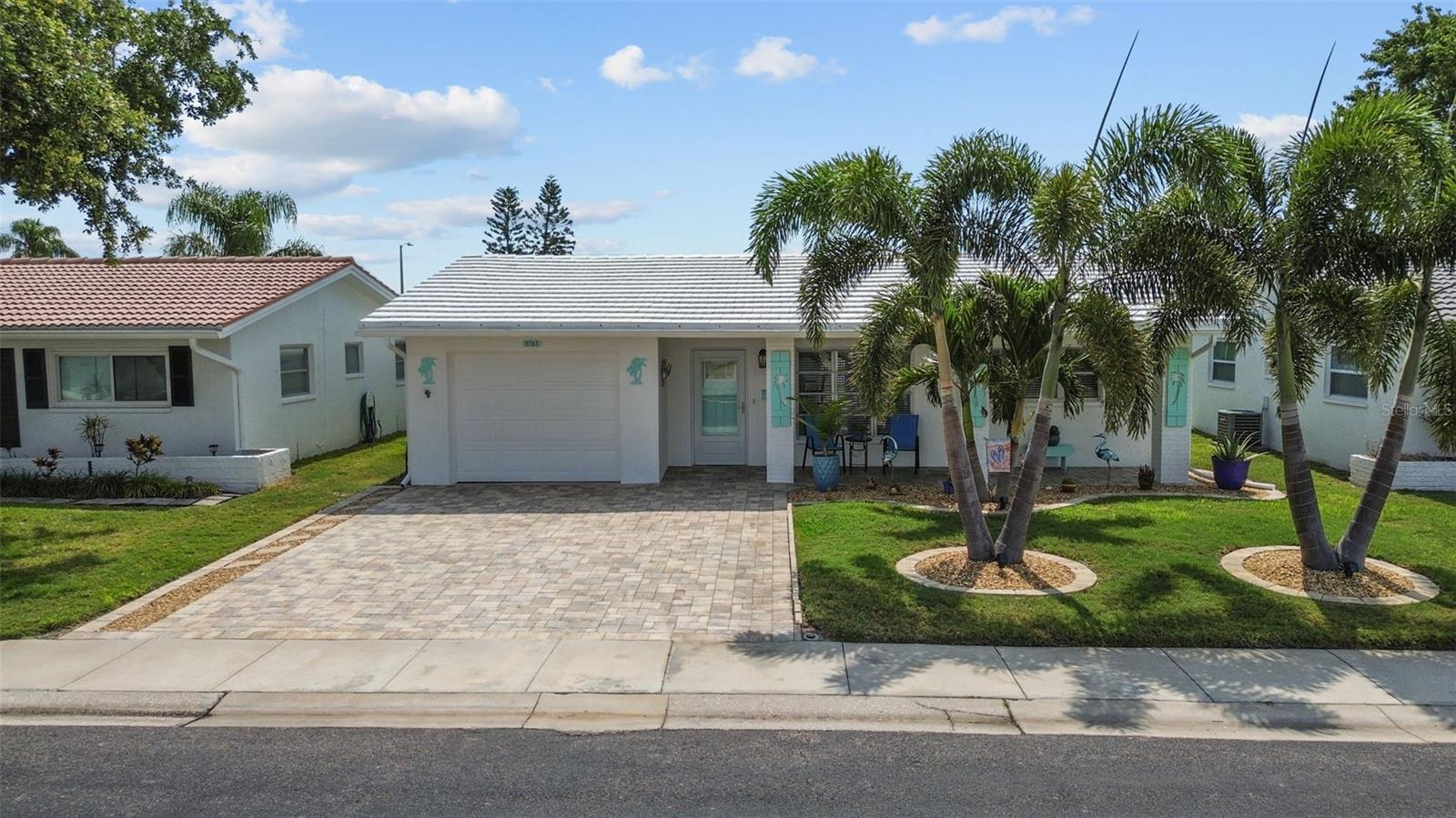 Image 2 of 54 For 9743 36th Way N 4