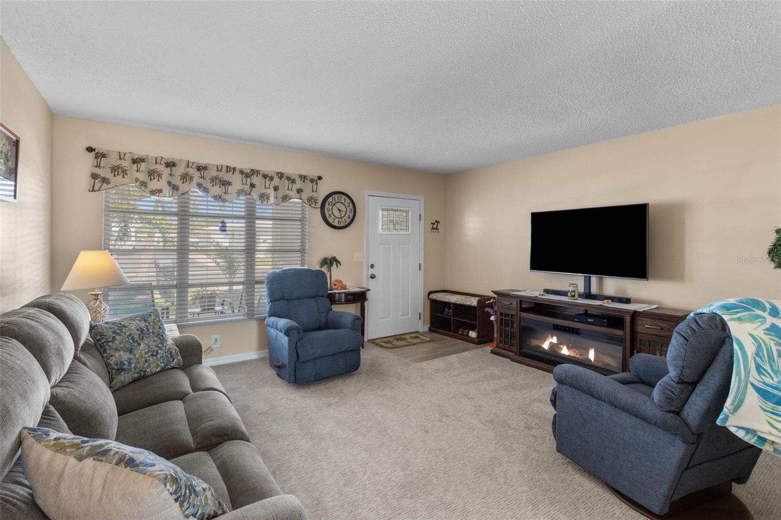 Image 7 of 54 For 9743 36th Way N 4