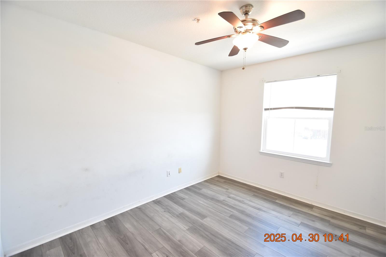 Image 10 of 39 For 1810 Palm Avenue 5317