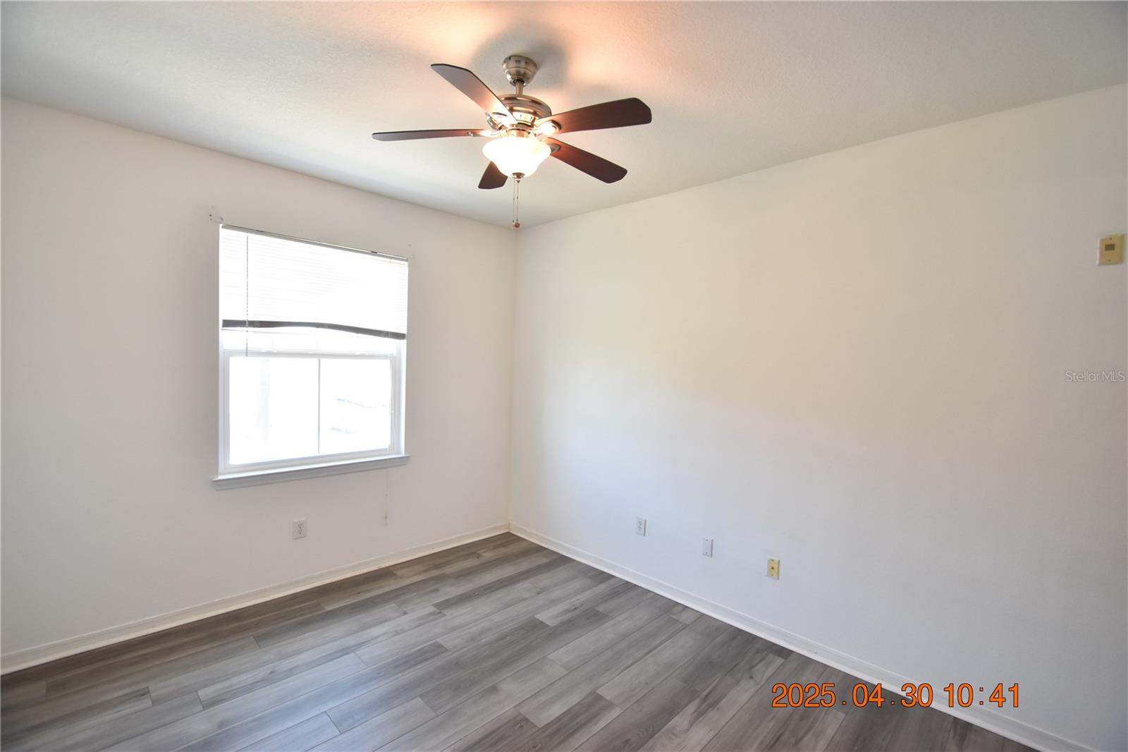 Image 11 of 39 For 1810 Palm Avenue 5317