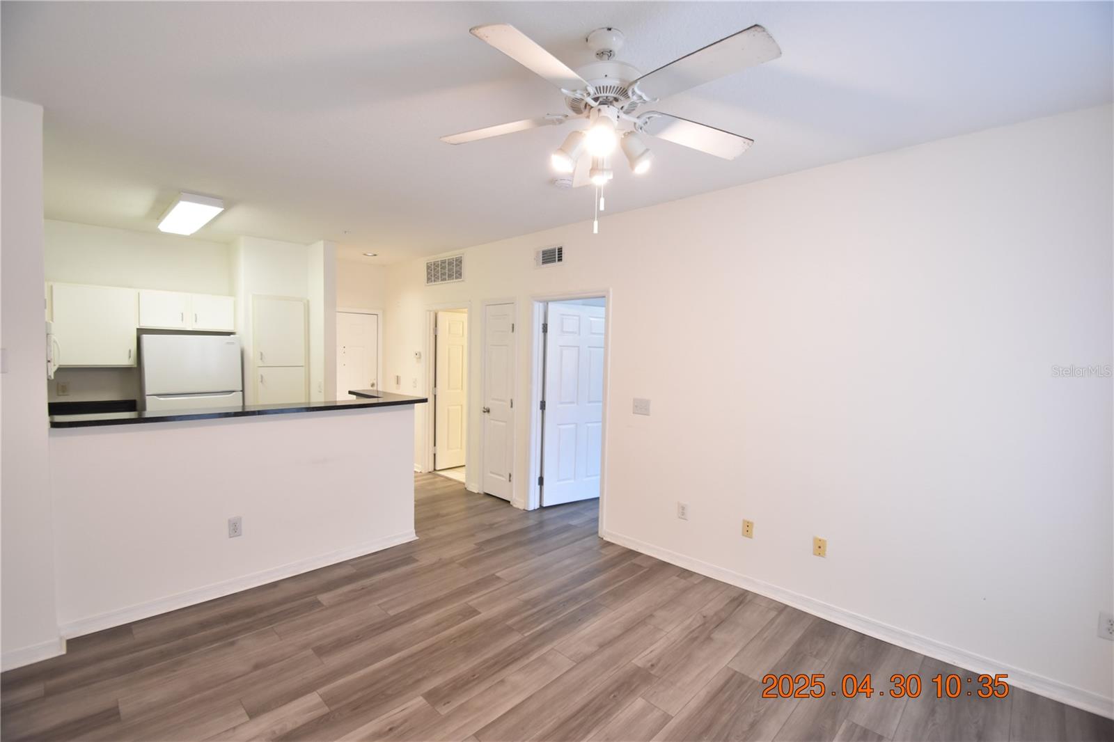 Image 4 of 39 For 1810 Palm Avenue 5317