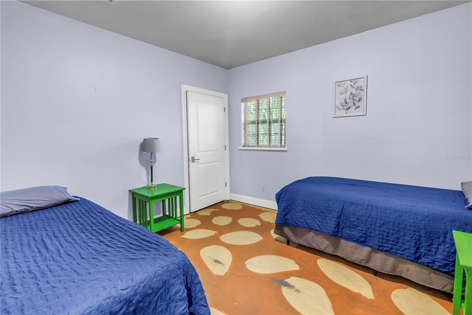 Image 19 of 52 For 6515 Dimarco Road