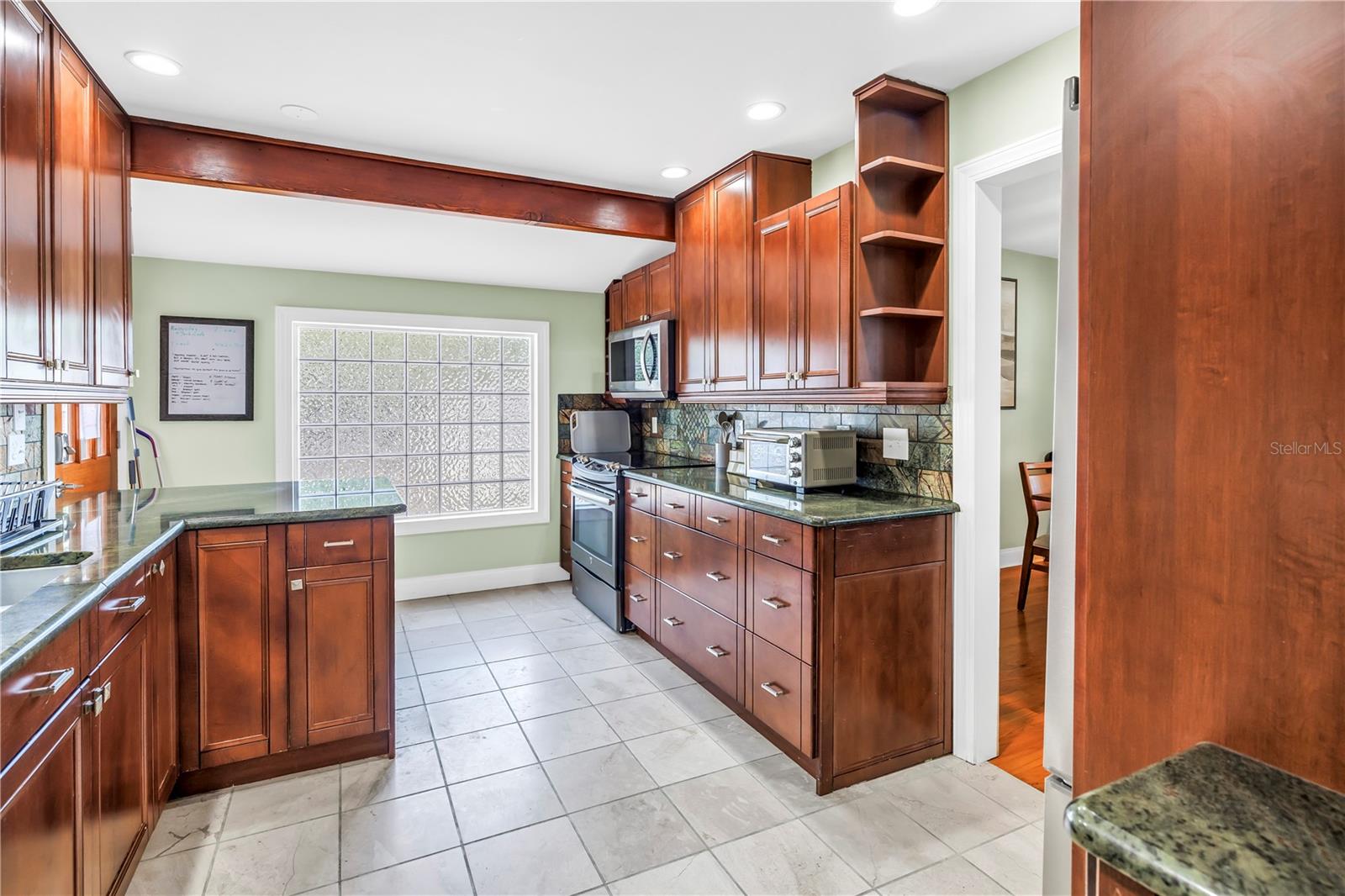 Image 39 of 52 For 6515 Dimarco Road
