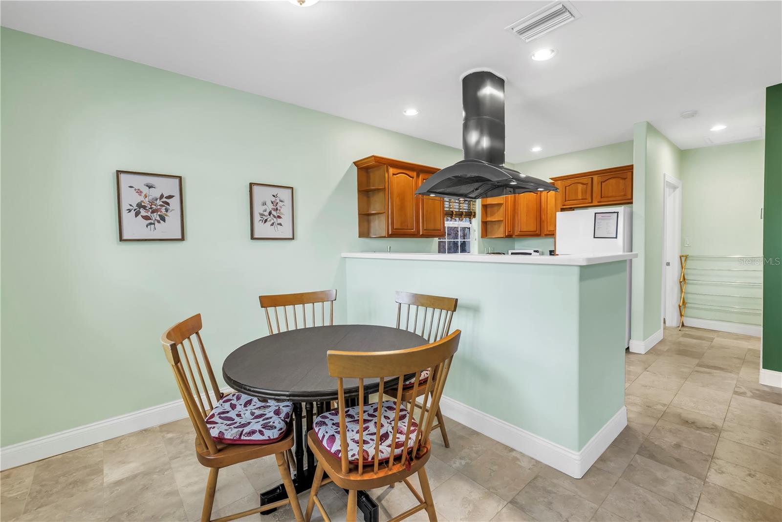 Image 6 of 52 For 6515 Dimarco Road