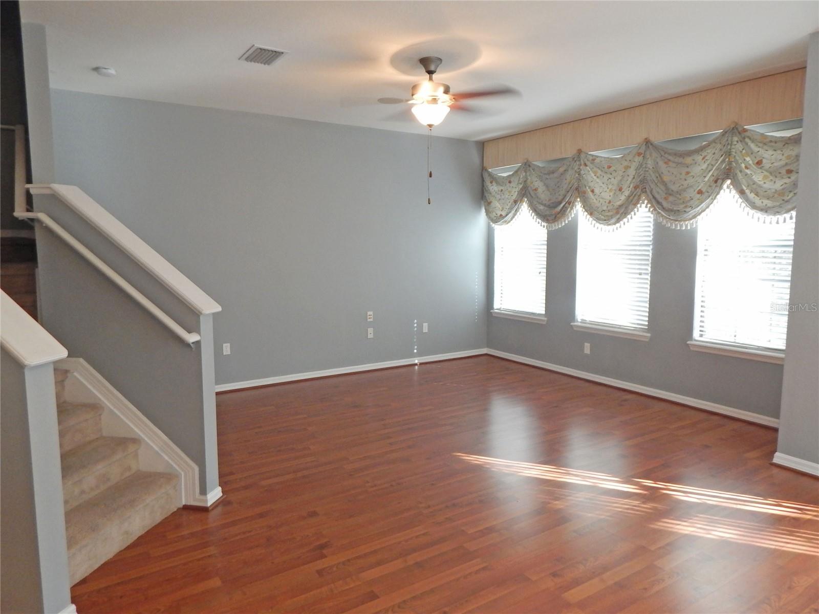 Image 11 of 31 For 16411 Kingletridge Avenue