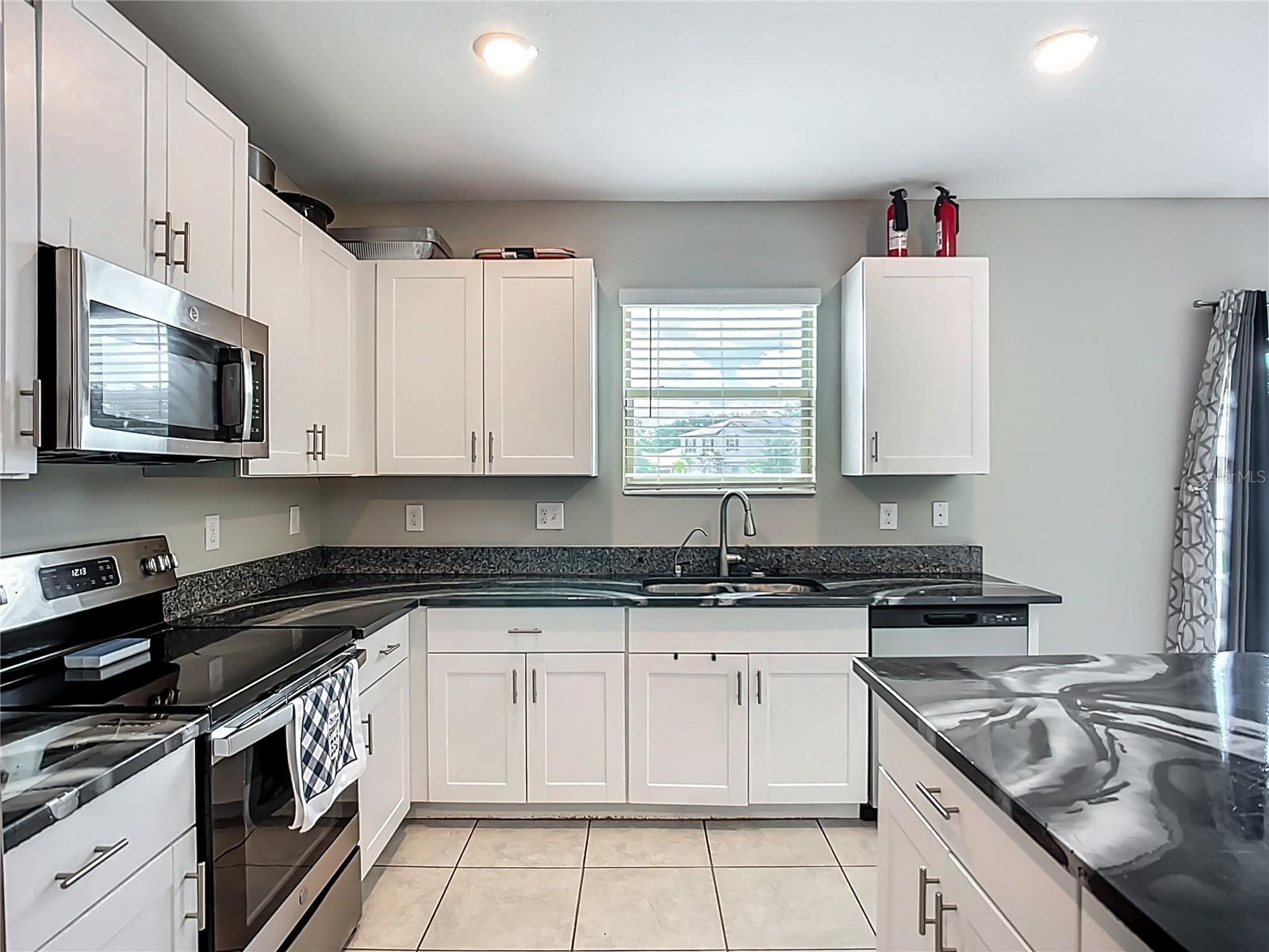 Image 14 of 71 For 1876 Colding Drive