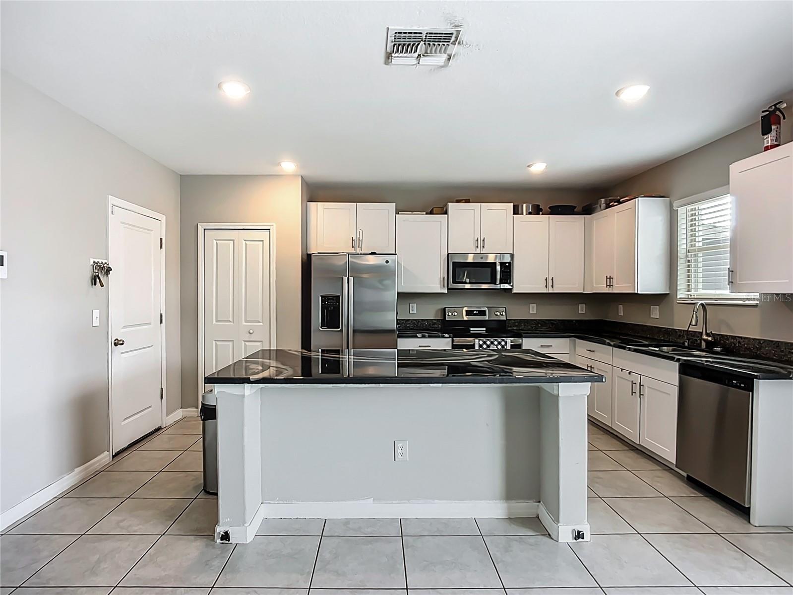 Image 20 of 71 For 1876 Colding Drive