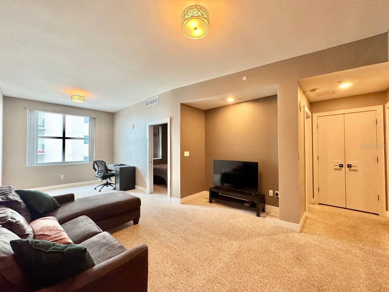Image 11 of 43 For 1120 Kennedy Boulevard 1527