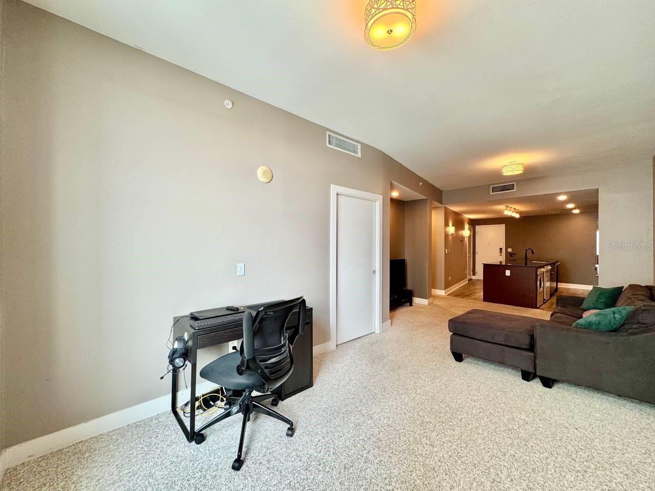 Image 12 of 43 For 1120 Kennedy Boulevard 1527