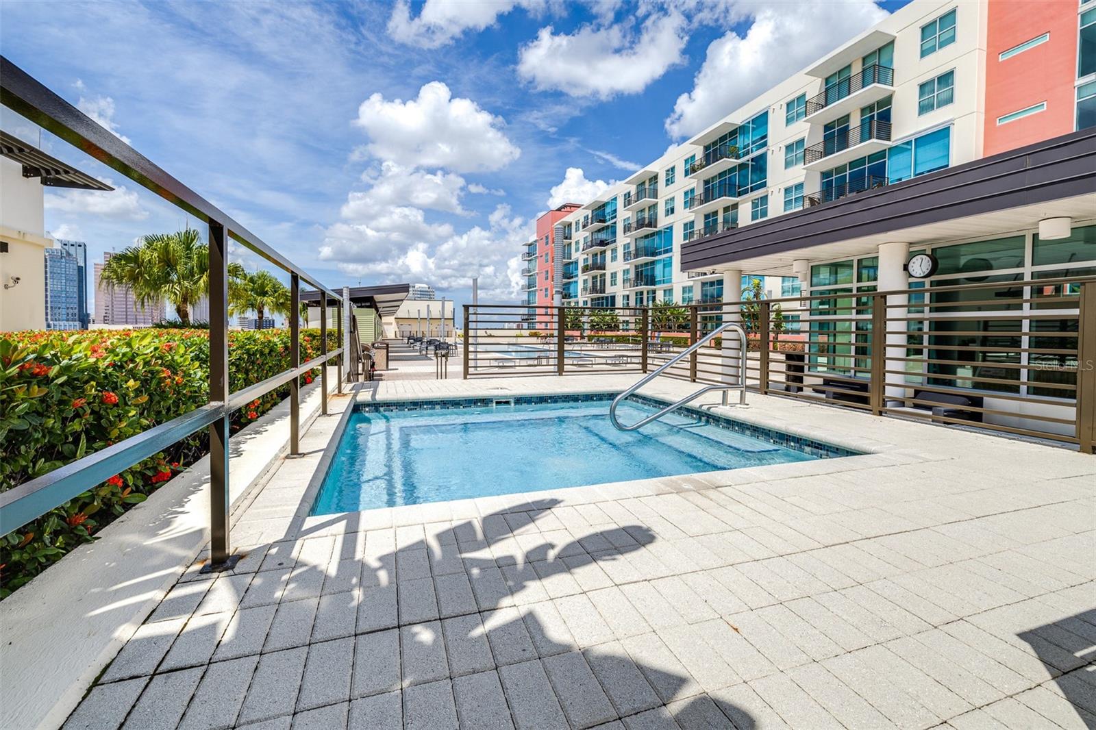 Image 25 of 43 For 1120 Kennedy Boulevard 1527