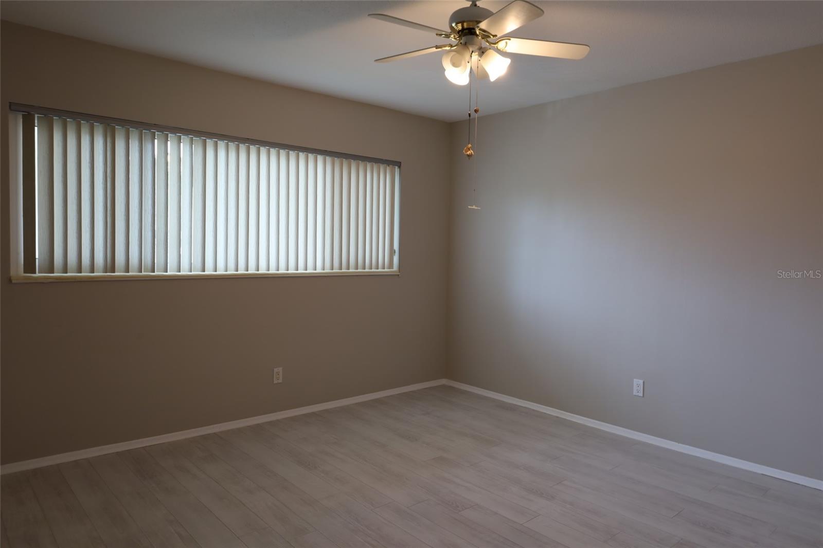 Image 19 of 26 For 2360 World Parkway Boulevard 36