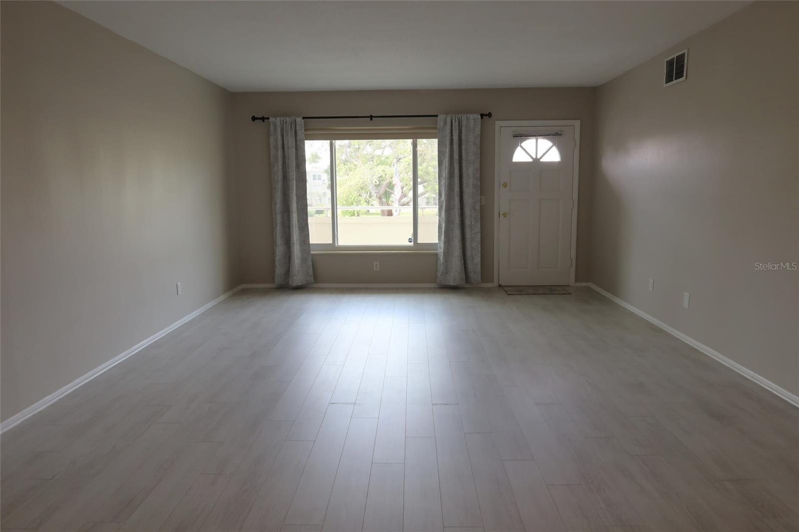 Image 3 of 26 For 2360 World Parkway Boulevard 36