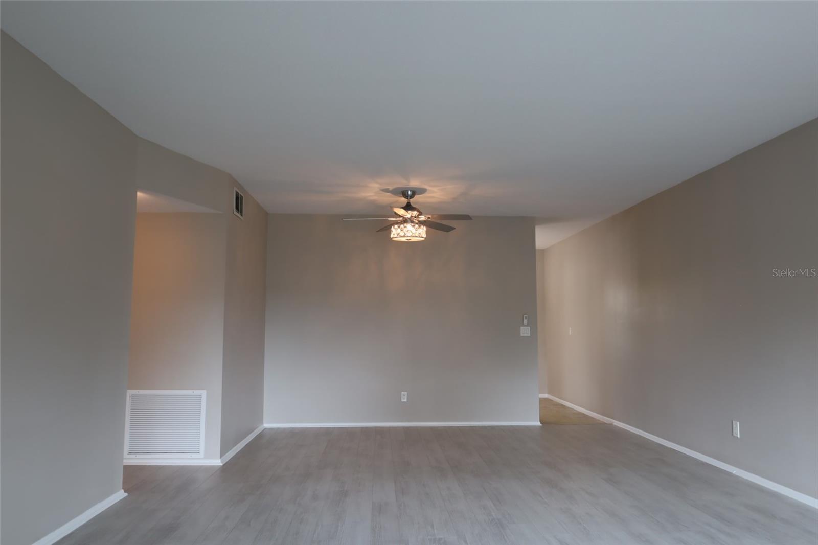 Image 4 of 26 For 2360 World Parkway Boulevard 36