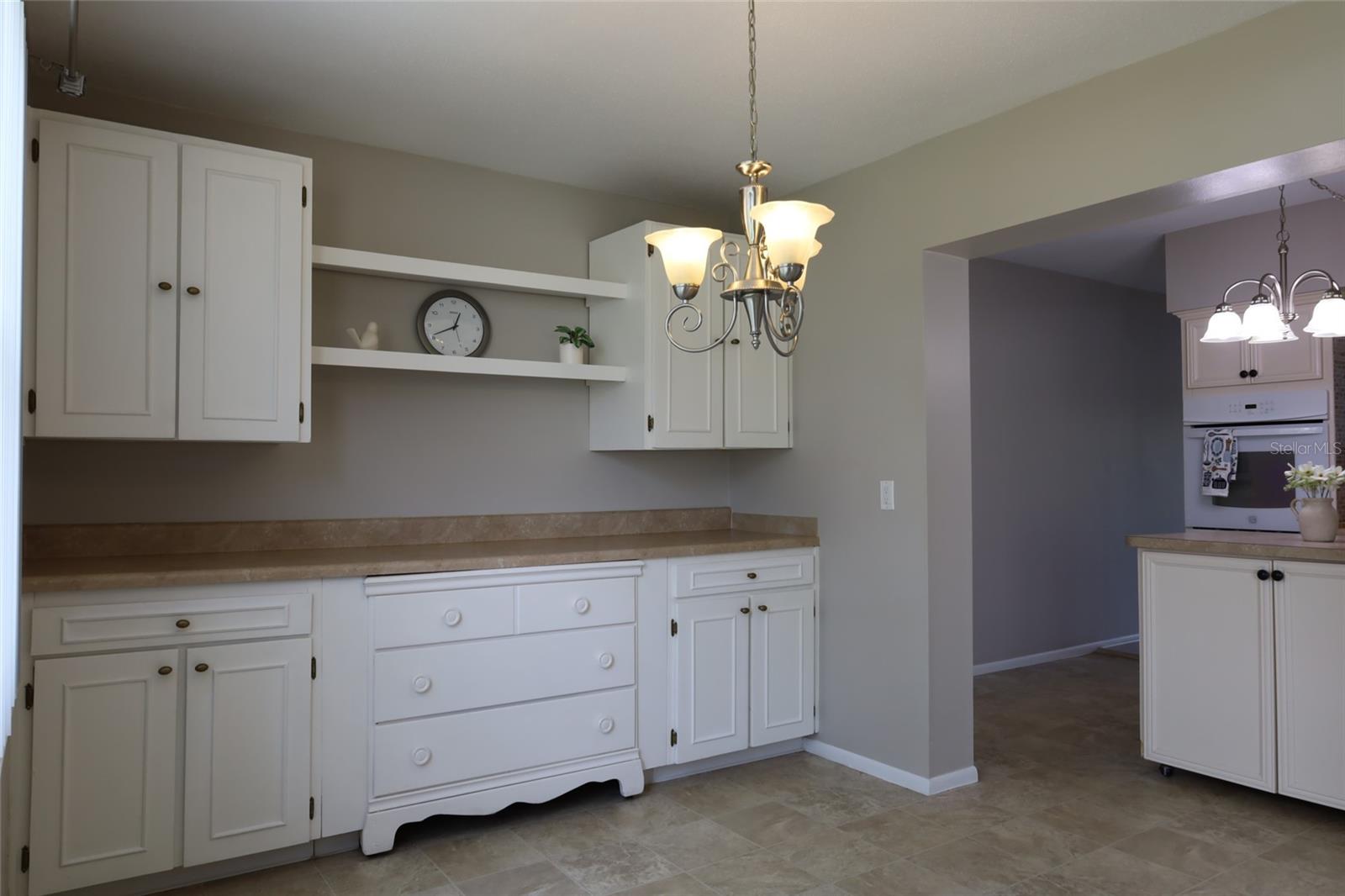 Image 8 of 26 For 2360 World Parkway Boulevard 36